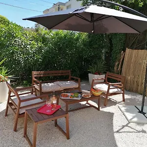 3 Min A Pieds & 200 M De La Grande Des Lecques - Terrasse Et Jardin - Fabuleux T2 - Carre D'or Apartment